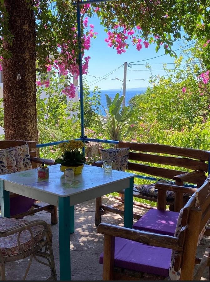 Garden House Apartment Khora Sfakion Bagian luar foto